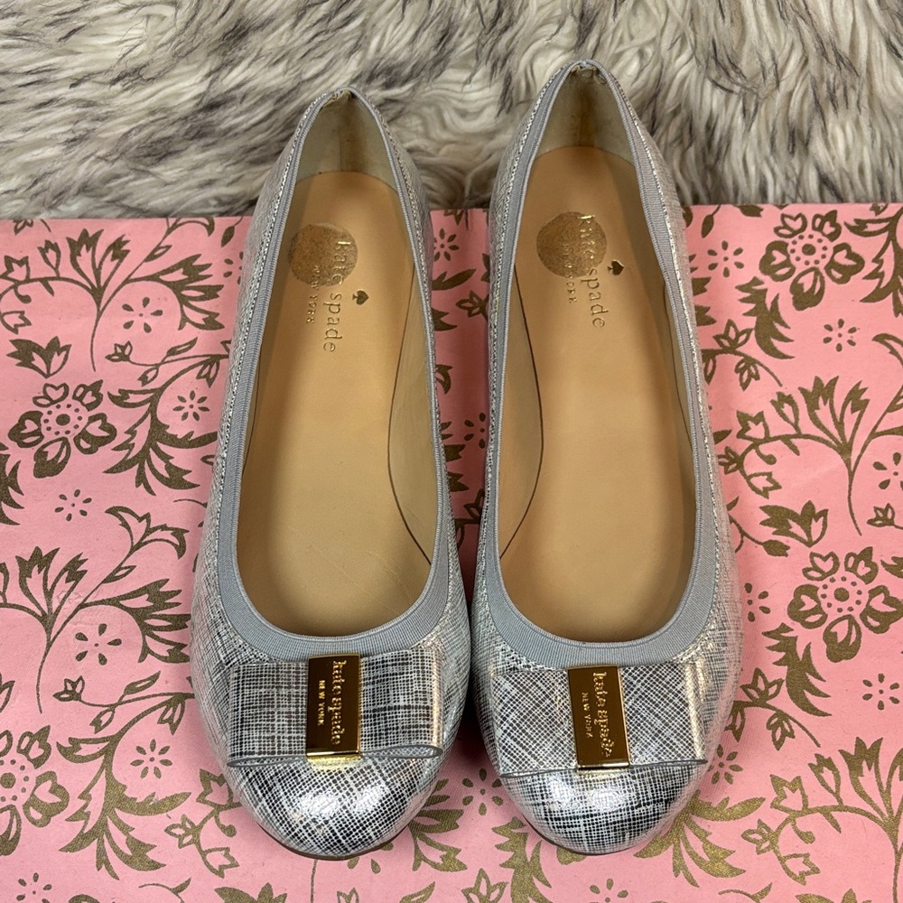 kate spade Silver Plaid Ballet Flats with Gold Logo NWT size 8